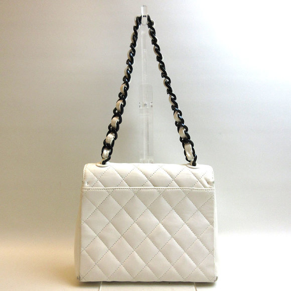 Chanel White Shoulder Matelasse Chain Plastic Bag - Picture 1 of 9